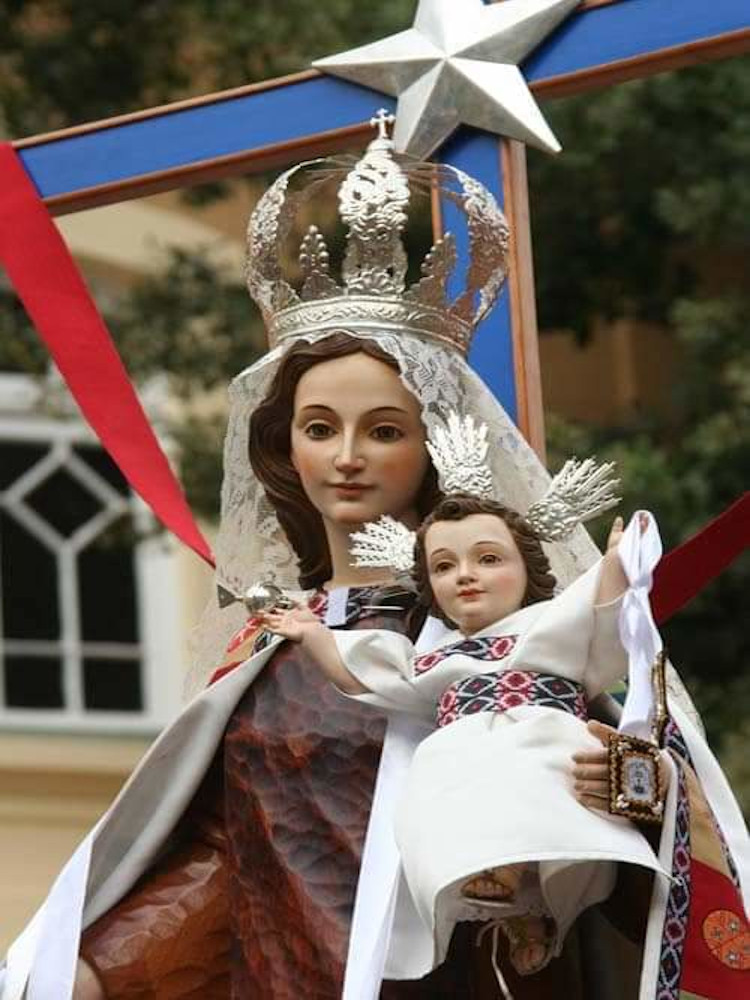 La Alegría y Sencillez de la Virgen del Carmen