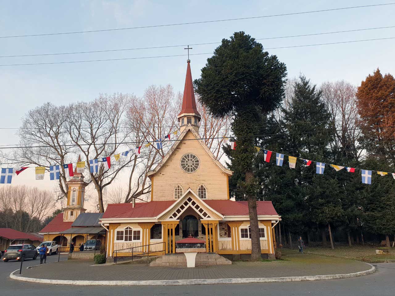 La Asunción de la Virgen María y un emblemático Santuario del sur de Chile