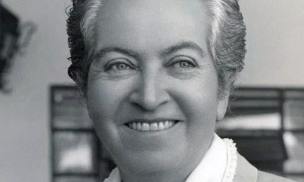 64°aniversario de la muerte de Gabriela Mistral: “La humanidad es todavía algo que hay que humanizar“