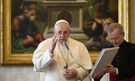 El Papa: Escuchar la Palabra de Dios con corazón abierto al Señor y en oración