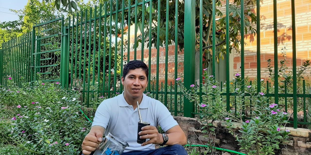 Ordenación sacerdotal de Andrés Jones: “Me pongo en Sus manos tal cual soy: con mi pobreza (…), pero con la confianza en Él”