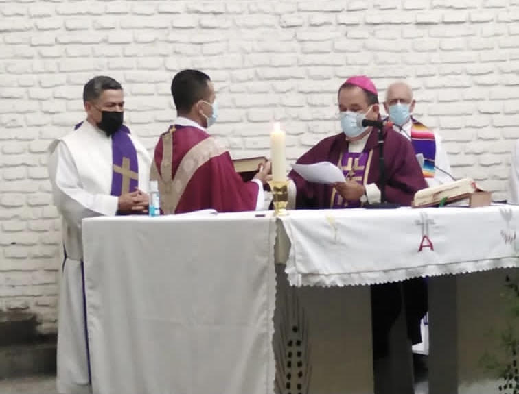 Asumió un nuevo párroco verbita en la Parroquia Espíritu Santo de San Joaquín