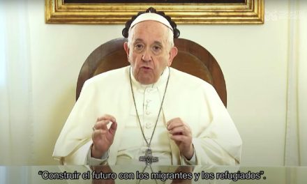 El Papa: los migrantes no son invasores, su contribución enriquece la humanidad