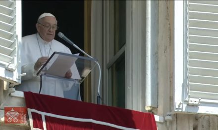 Corpus Christi. Francisco: ¡Señor, dame el pan cotidiano para ir adelante!