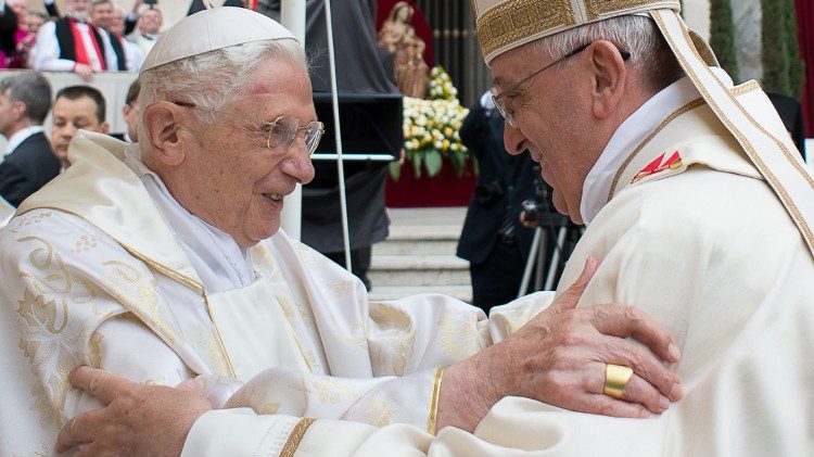 Audiencia General: El Papa recuerda a Benedicto XVI, “maestro de catequesis”