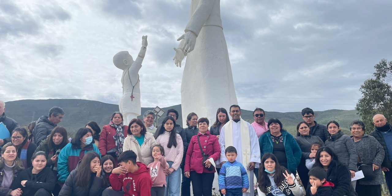 Parroquia Virgen del Tránsito de Canela celebra misa de la solidaridad en Ermita de San Alberto Hurtado